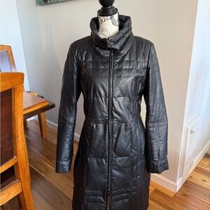 Danier Women's Black Puffer Coat